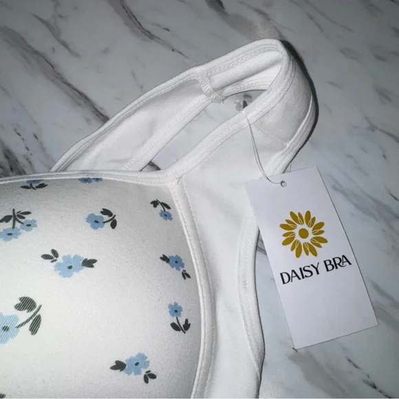 NWT Daisy Bra Size 3XL Womens Floral Cotton Blend Lined Wireless Bralette Bra - Picture 4 of 8